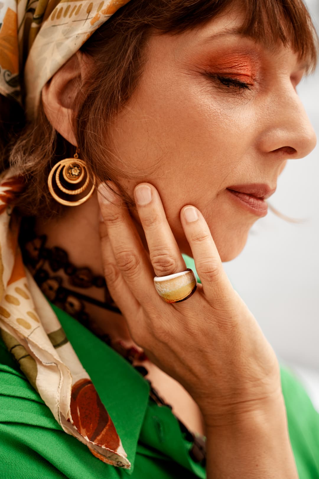 Elisabeth 04 - Portrait & Editorial Photography by Zoé Captures Paris