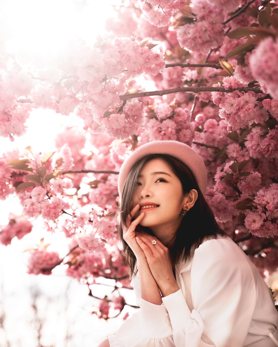Qiyao flowers 2 - Portrait & Editorial Photography by Zoé Captures Paris